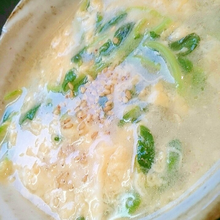 豆苗の油炒めスープ